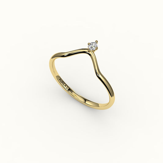 Hexagon Cut V Diamond Curved Band