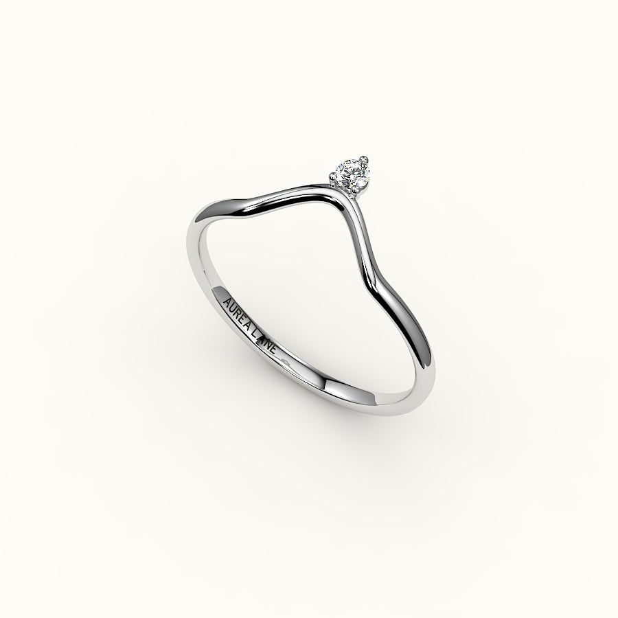 Round Cut V Diamond Curved Band
