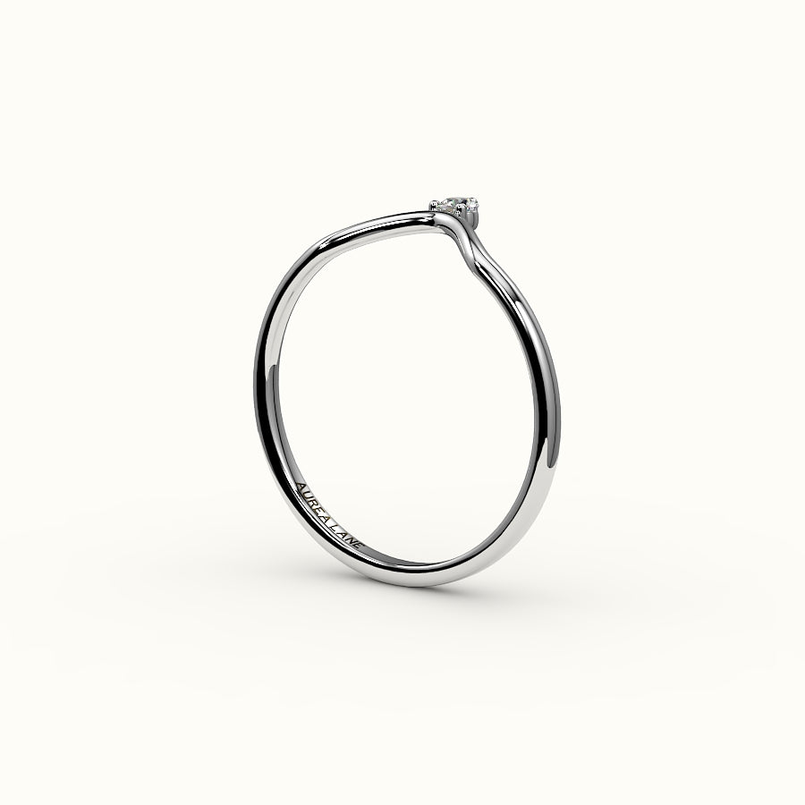 Round Cut V Diamond Curved Band