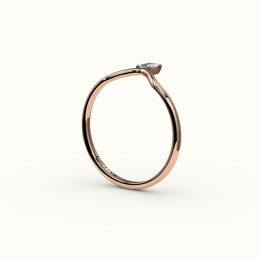 Baguette Cut V Diamond Curved Band